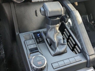 2025 Toyota 4Runner SR5 2WD (Natl)