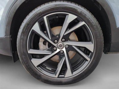 2021 Volvo XC40 T5 AWD R-Design