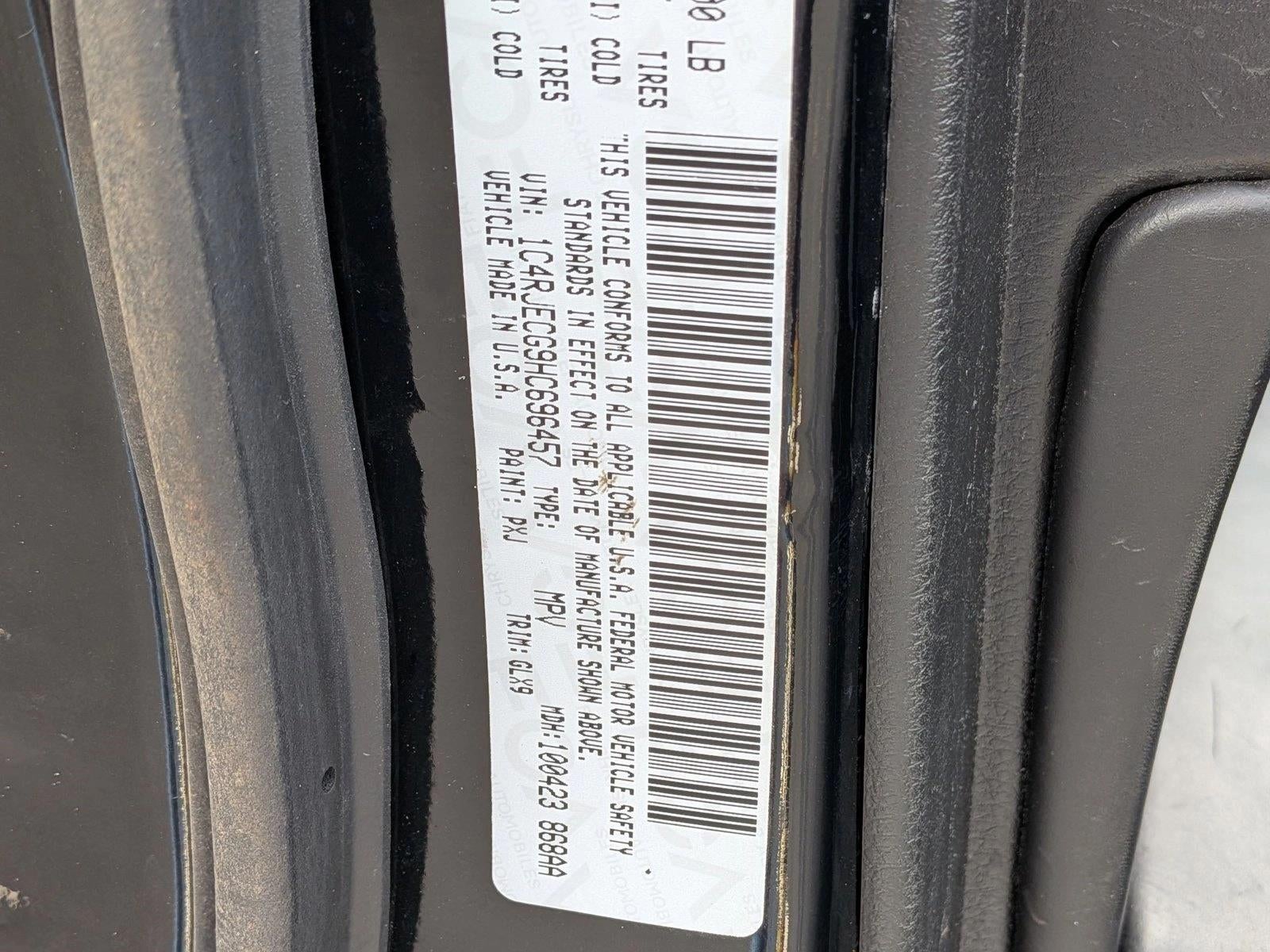 2017 Jeep Grand Cherokee Overland 4x2