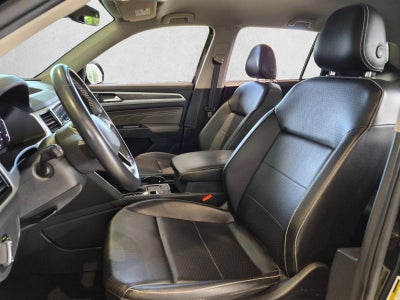 2022 Volkswagen Atlas 2.0T SE w/Technology FWD