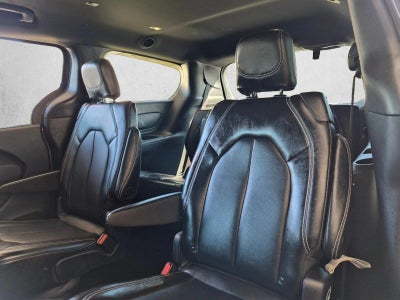 2025 Chrysler Pacifica Select FWD