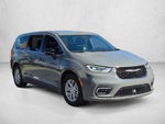 2025 Chrysler Pacifica Select FWD