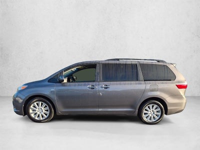 2017 Toyota Sienna XLE Premium AWD 7-Passenger (Natl)