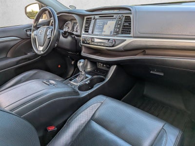 2019 Toyota Highlander Limited V6 FWD (GS)