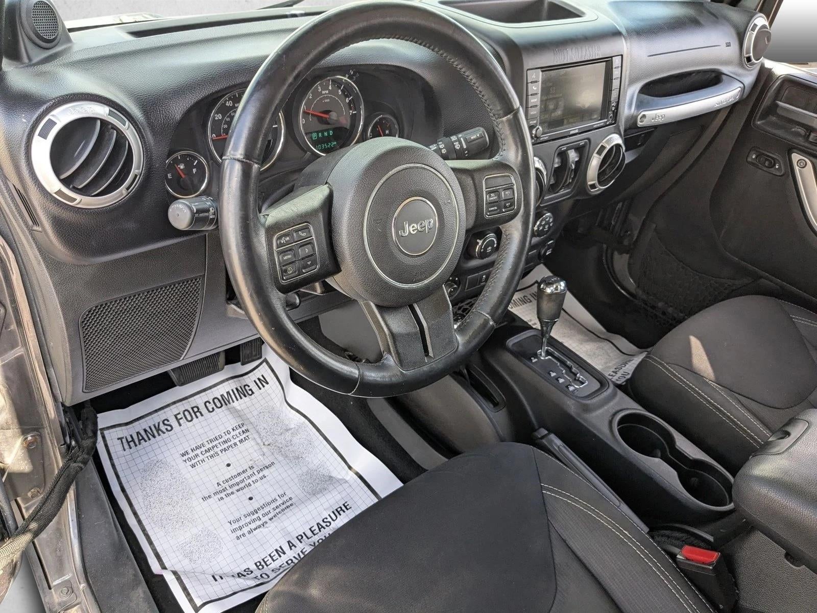 2014 Jeep Wrangler Unlimited 4WD 4dr Sahara