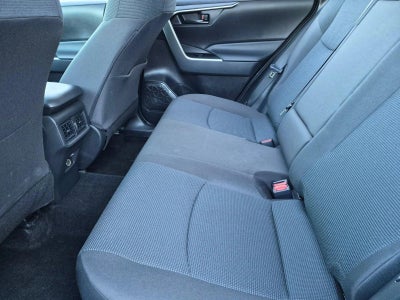 2025 Toyota RAV4 LE FWD (GS)
