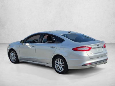 2016 Ford Fusion 4dr Sdn SE FWD