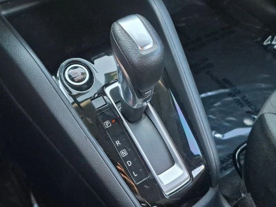 2020 Nissan Kicks S FWD