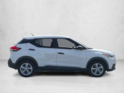 2020 Nissan Kicks S FWD