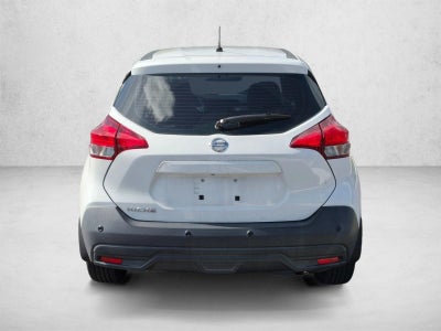 2020 Nissan Kicks S FWD
