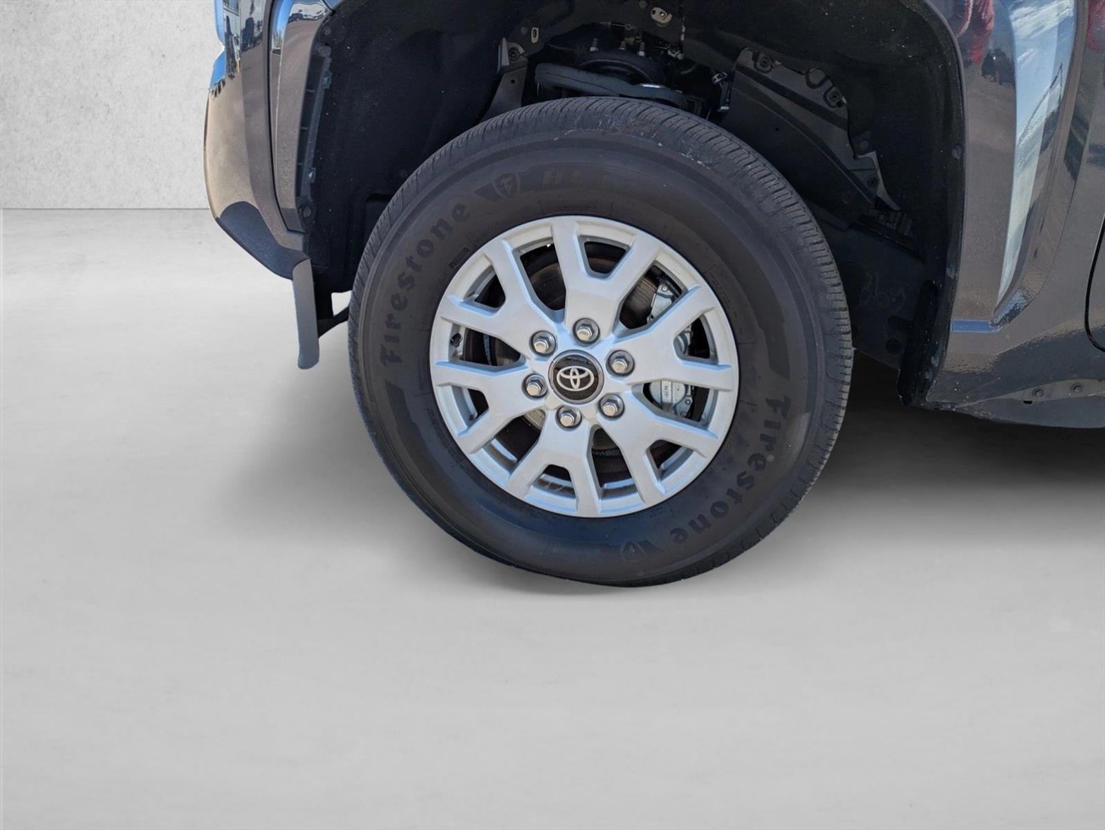 2024 Toyota Tacoma 2WD 2WD SR5 Double Cab 5' Bed AT (SE)