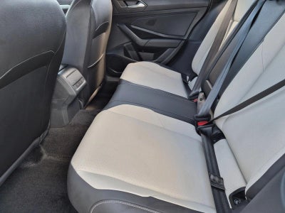 2021 Volkswagen Jetta R-Line Auto