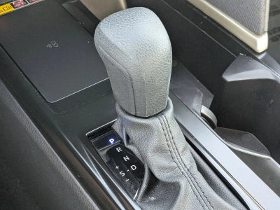 2025 Toyota Camry LE (SE)