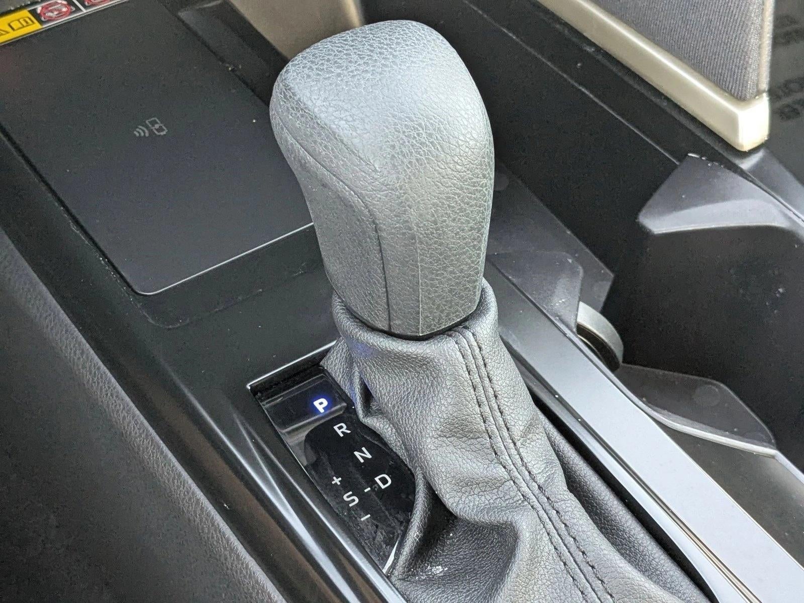 2025 Toyota Camry LE (SE)