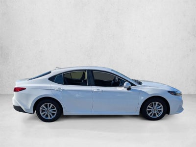 2025 Toyota Camry LE (SE)