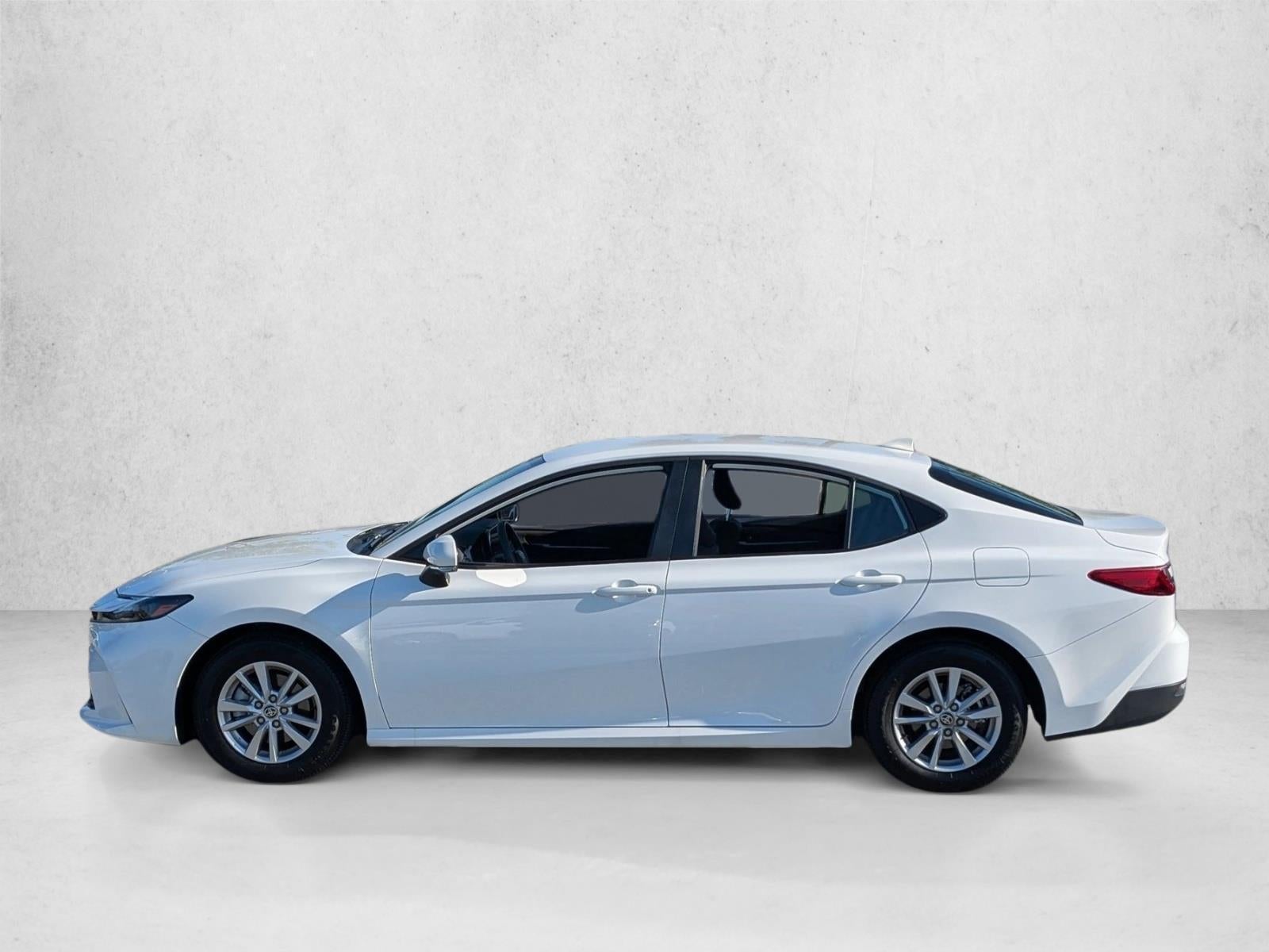 2025 Toyota Camry LE (SE)