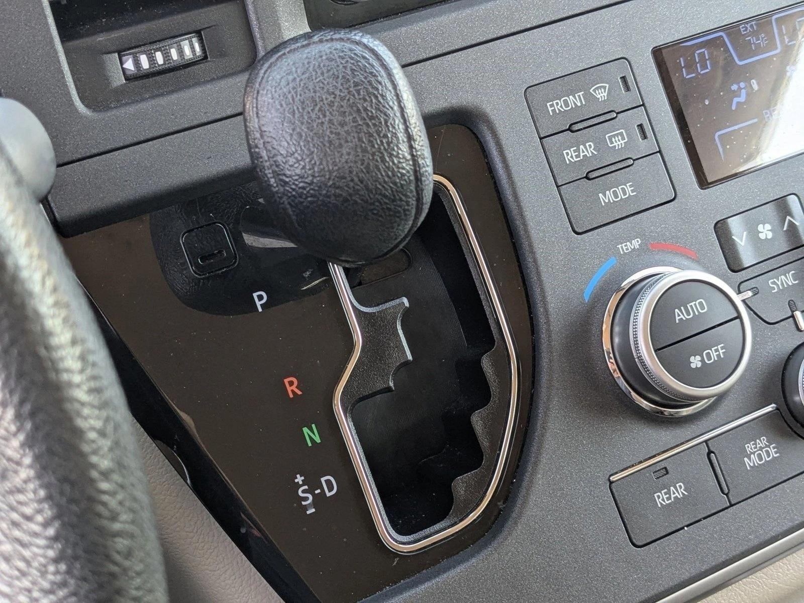 2020 Toyota Sienna L FWD 7-Passenger (Natl)