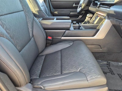2025 Toyota Tundra 2WD 2WD SR5 CrewMax 5.5' Bed (SE)