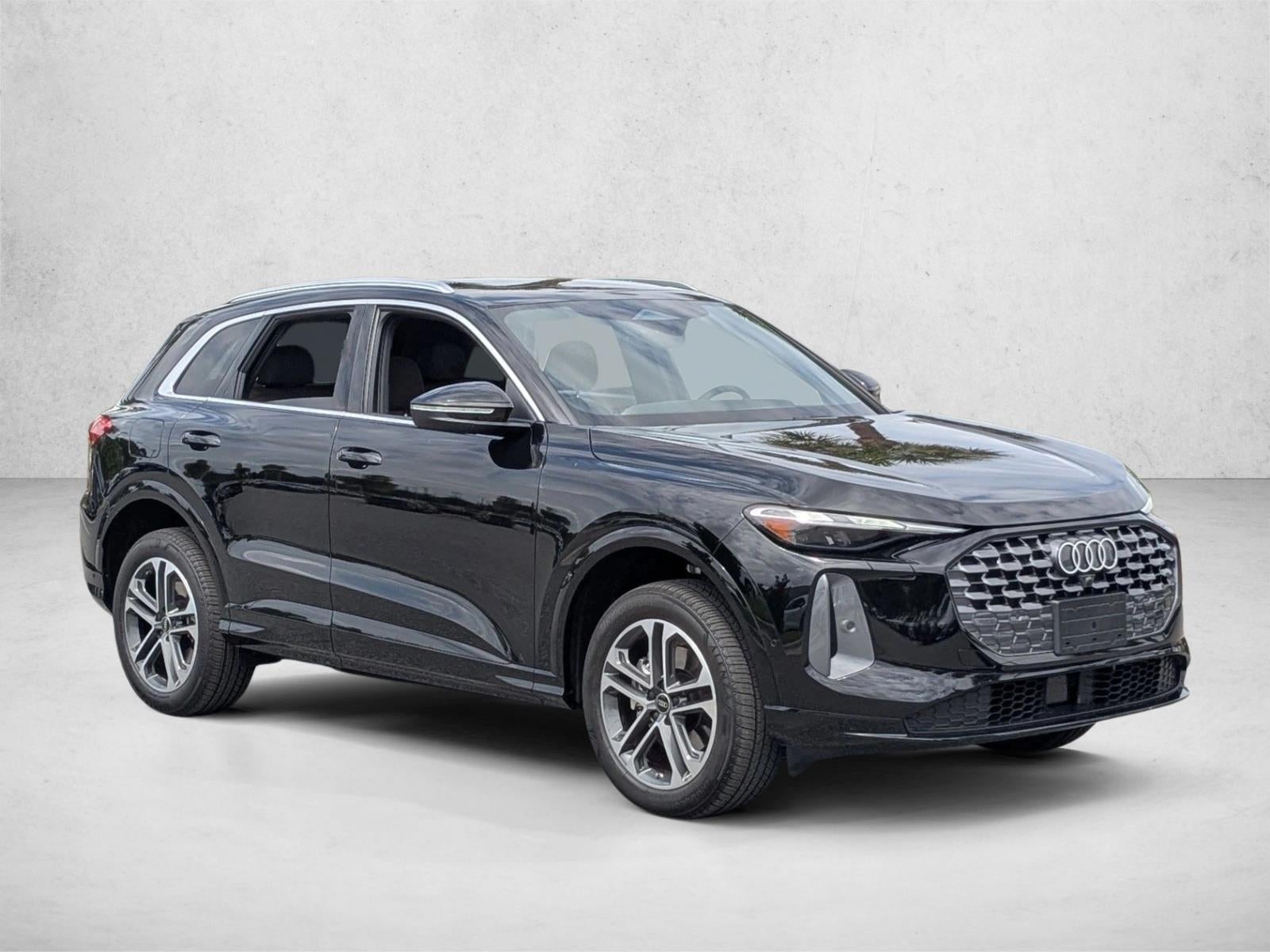 2025 Audi Q5 Premium 2.0 TFSI quattro