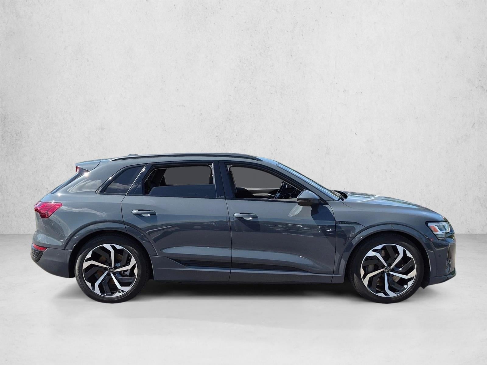 2024 Audi Q8 e-tron Premium Plus quattro
