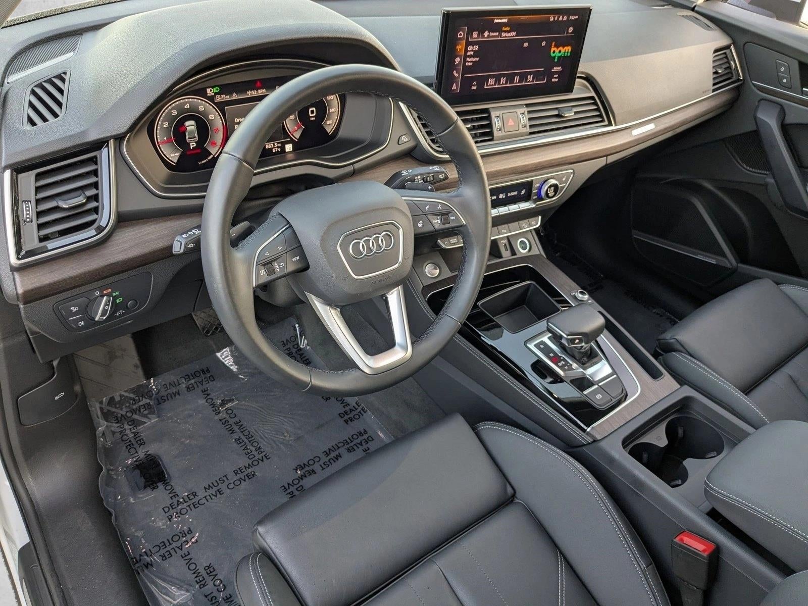 2025 Audi Q5 S line Premium Plus 45 TFSI quattro