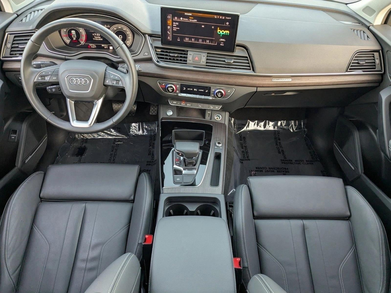 2025 Audi Q5 S line Premium Plus 45 TFSI quattro