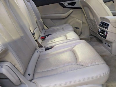 2019 Audi Q7 Premium Plus 45 TFSI quattro