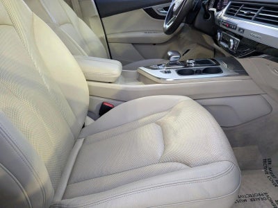 2019 Audi Q7 Premium Plus 45 TFSI quattro