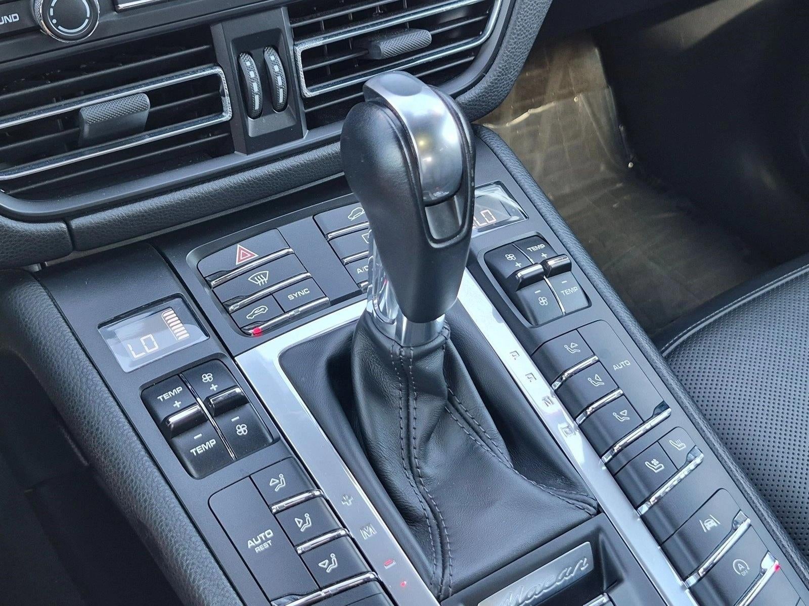 2020 Porsche Macan AWD