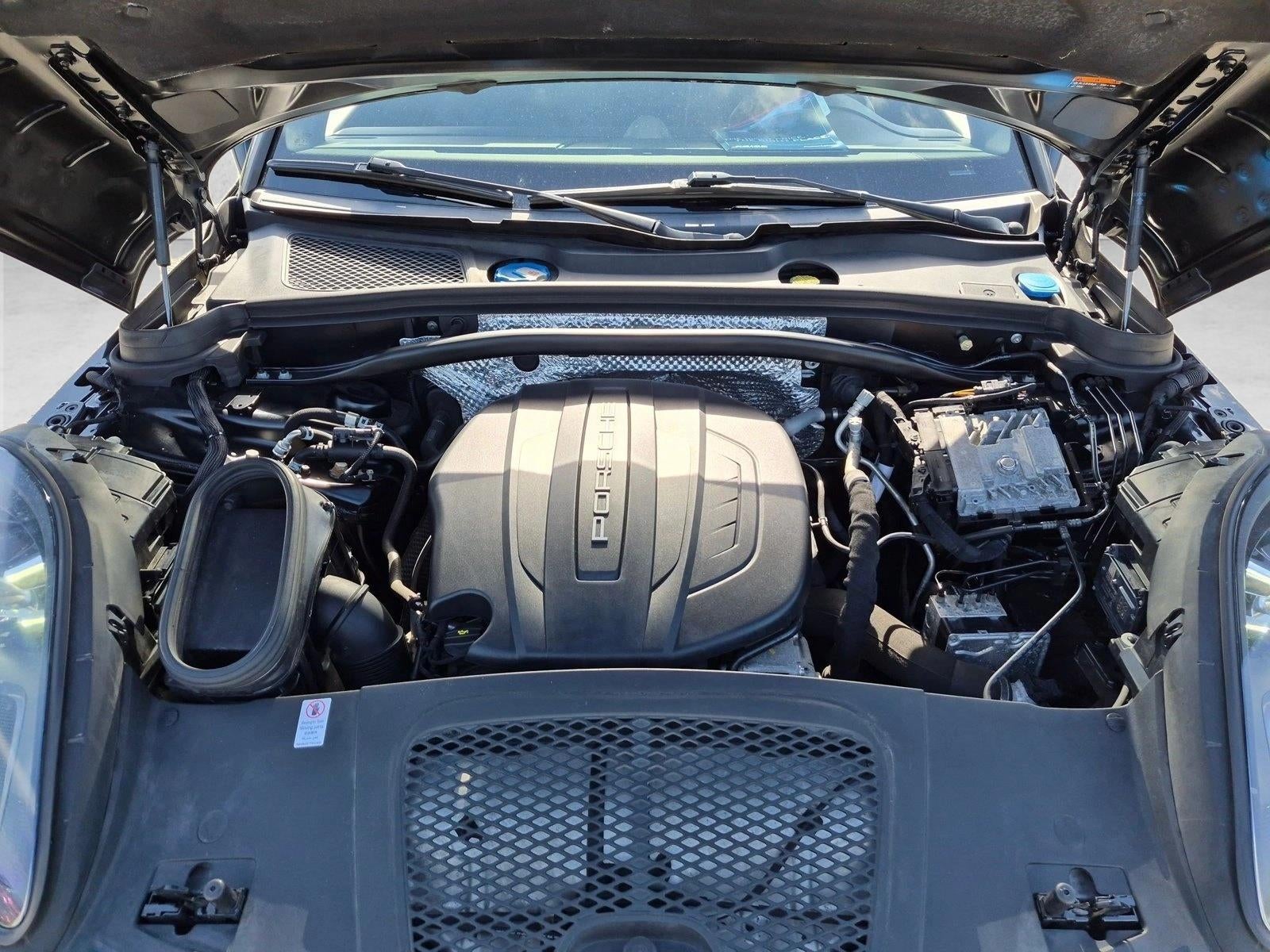 2020 Porsche Macan AWD