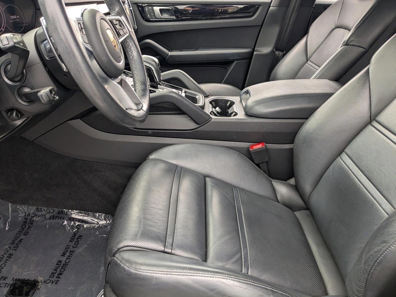 2023 Porsche Cayenne Platinum Edition AWD