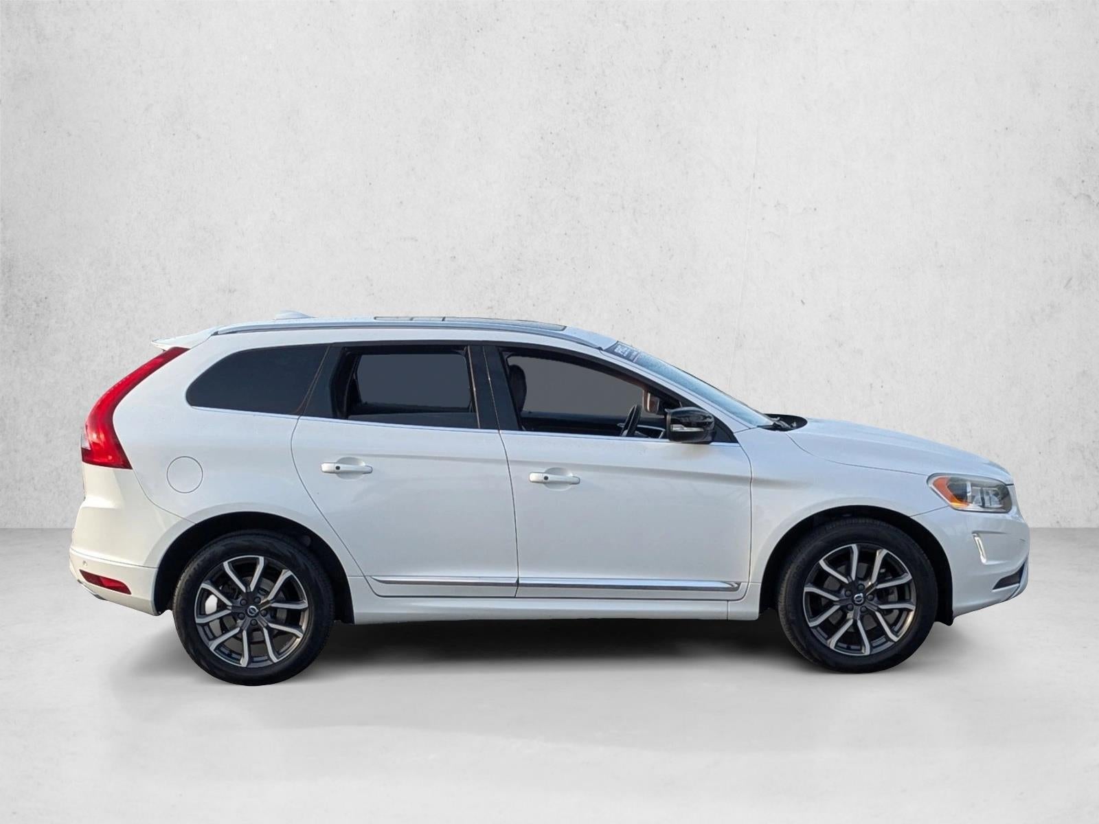 2017 Volvo XC60 T6 AWD Dynamic