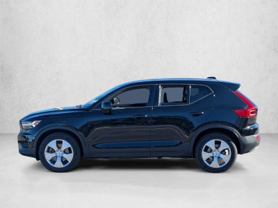 2020 Volvo XC40 T4 FWD Momentum