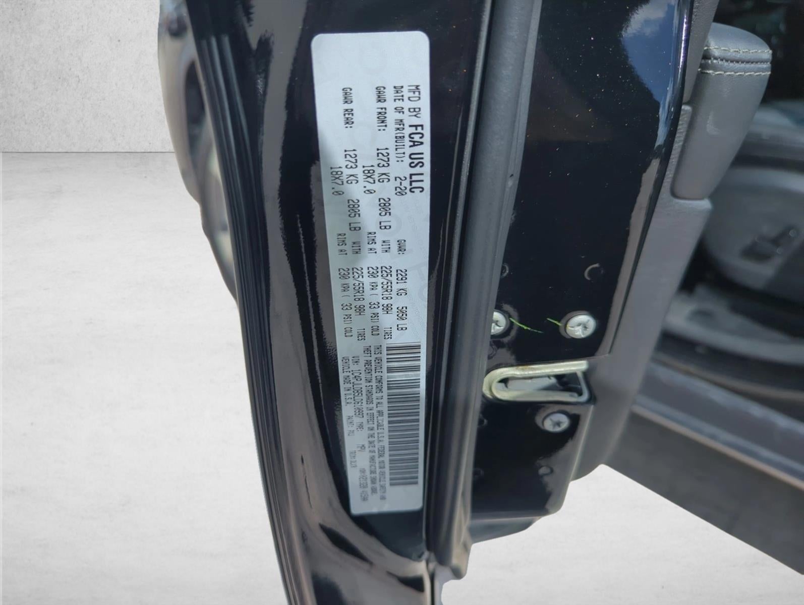 2020 Jeep Cherokee Limited FWD