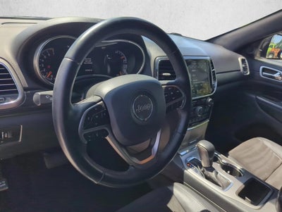2020 Jeep Grand Cherokee Laredo E 4x2