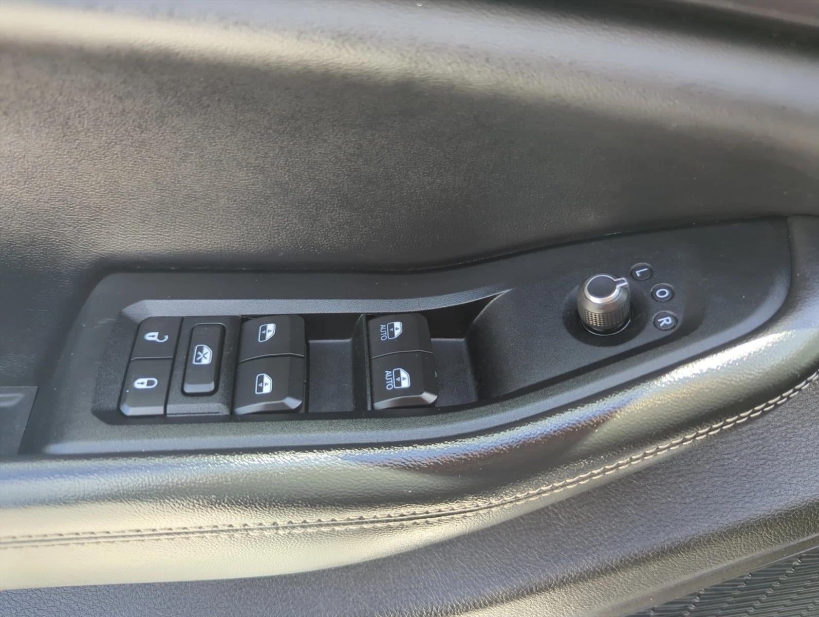 2023 Jeep Grand Cherokee Altitude 4x2