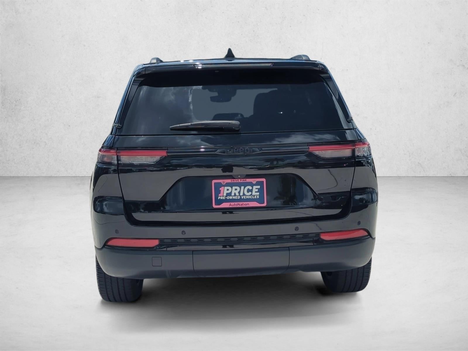 2023 Jeep Grand Cherokee Altitude 4x2