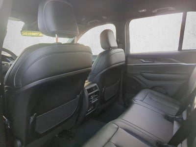 2025 Jeep Grand Cherokee Limited 4x2