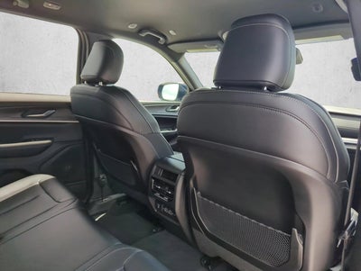 2025 Jeep Grand Cherokee Limited 4x2