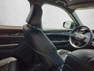 2025 Jeep Grand Cherokee Limited 4x2