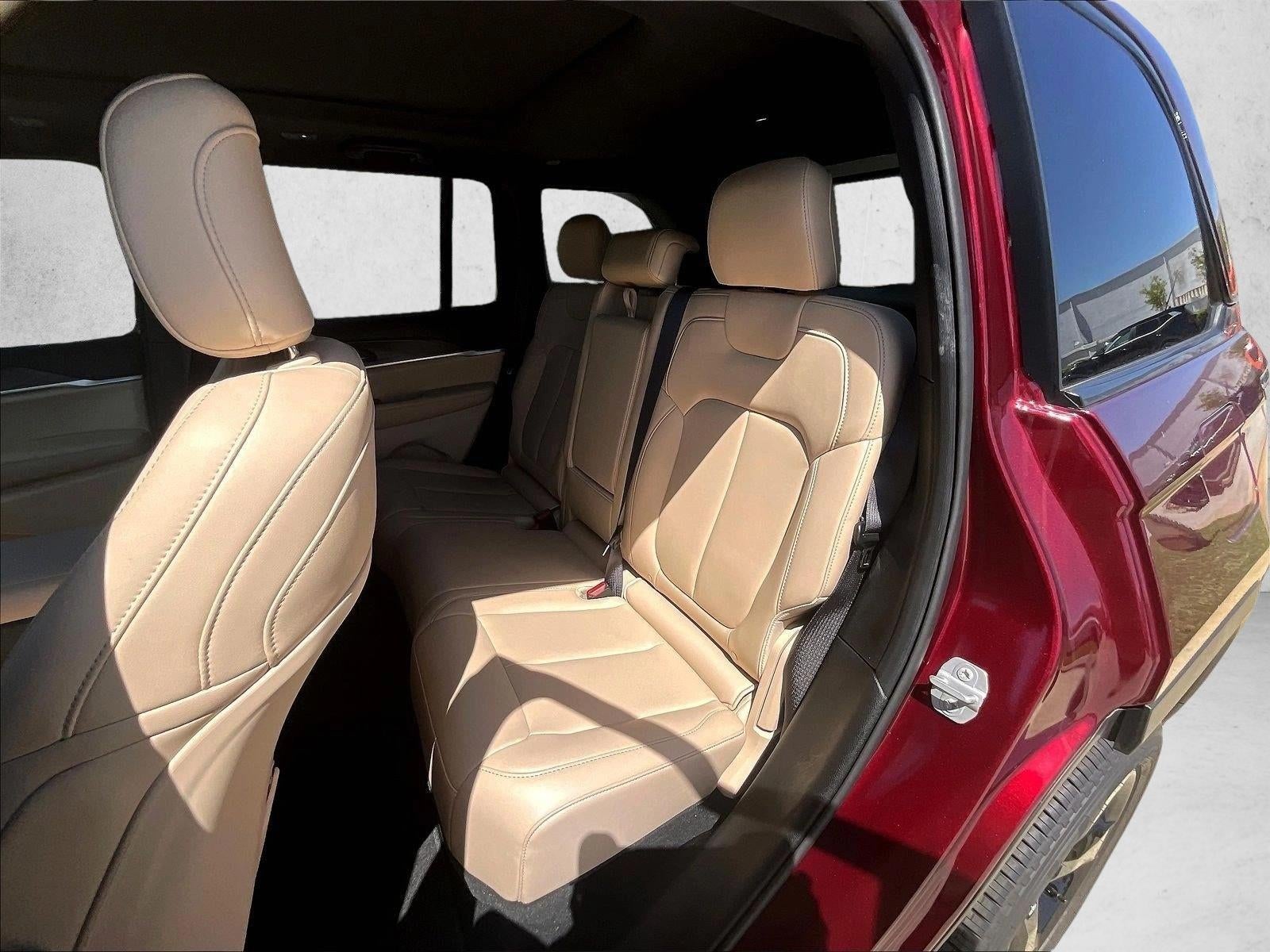 2025 Jeep Grand Cherokee Limited 4x2
