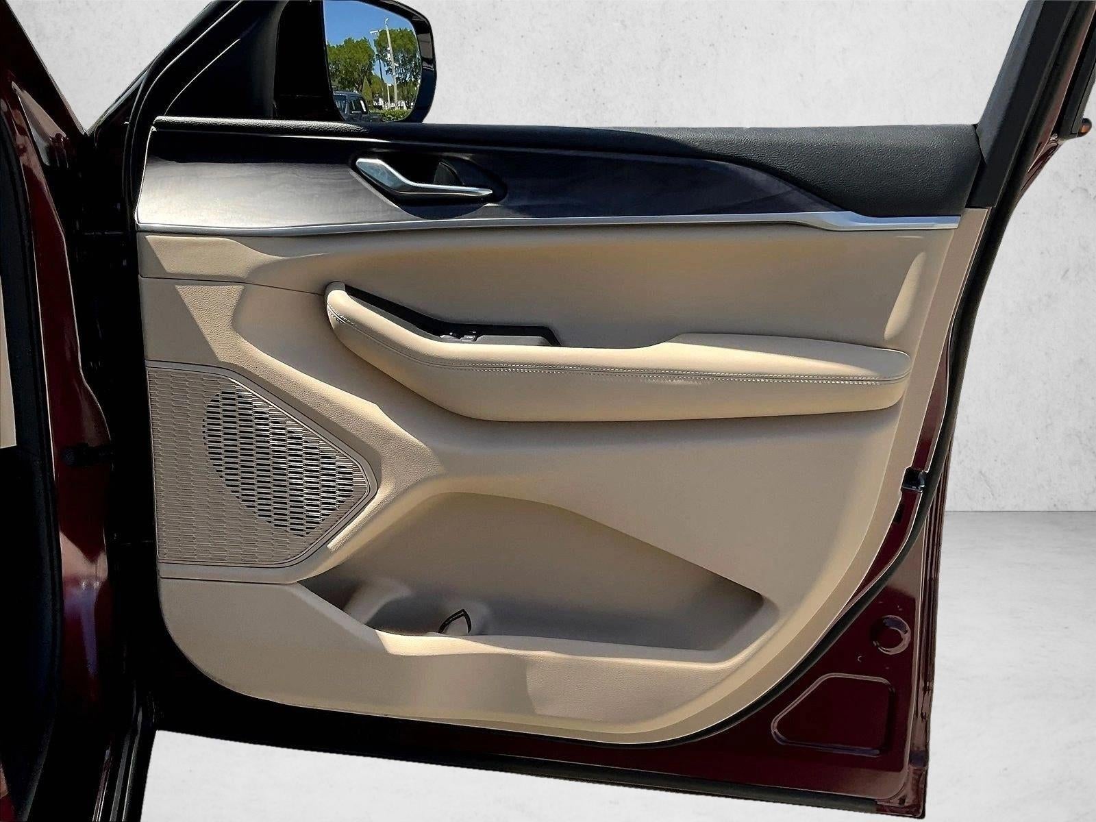 2025 Jeep Grand Cherokee Limited 4x2