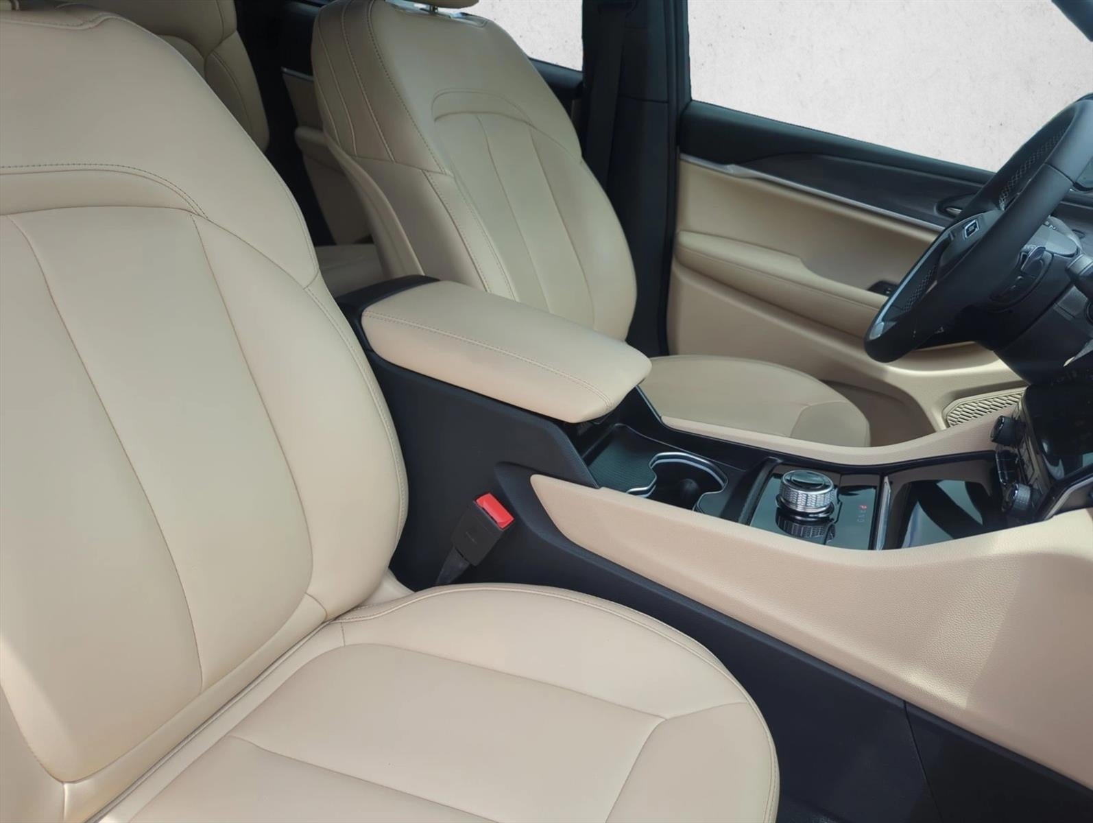 2025 Jeep Grand Cherokee Limited 4x2