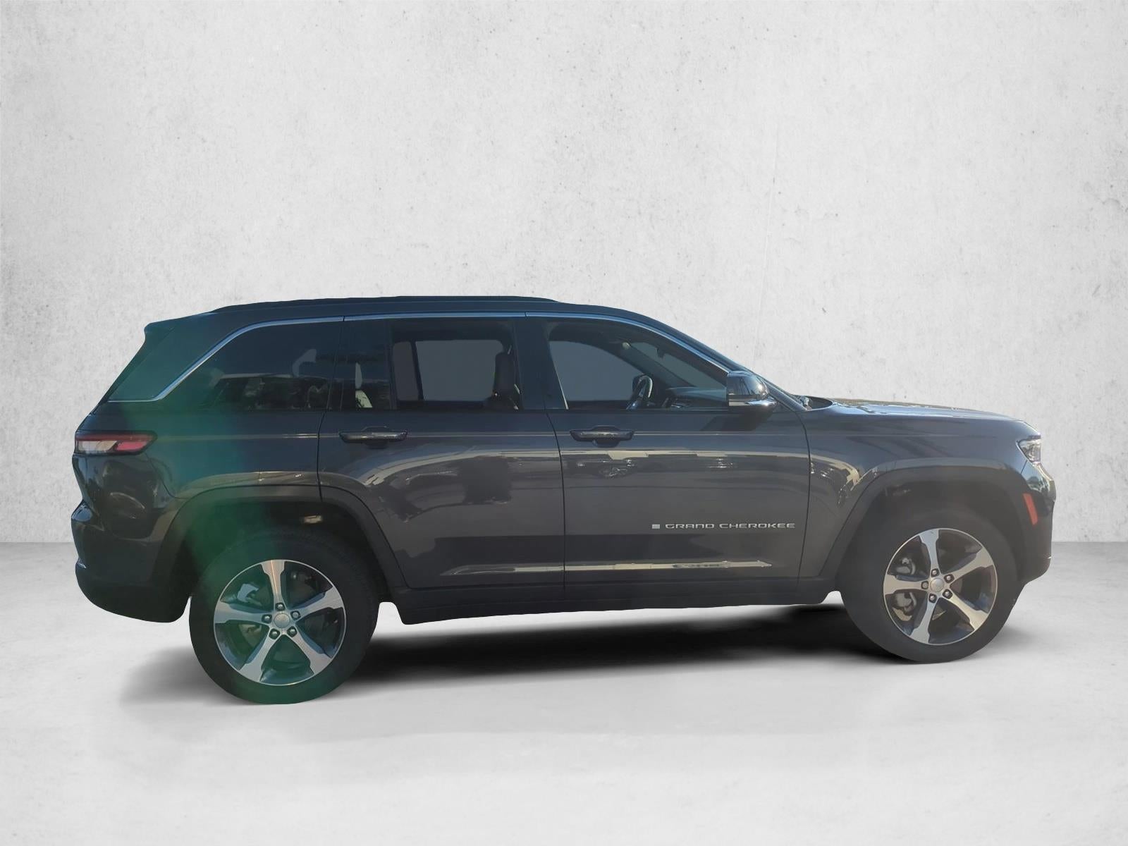 2025 Jeep Grand Cherokee Limited 4x2