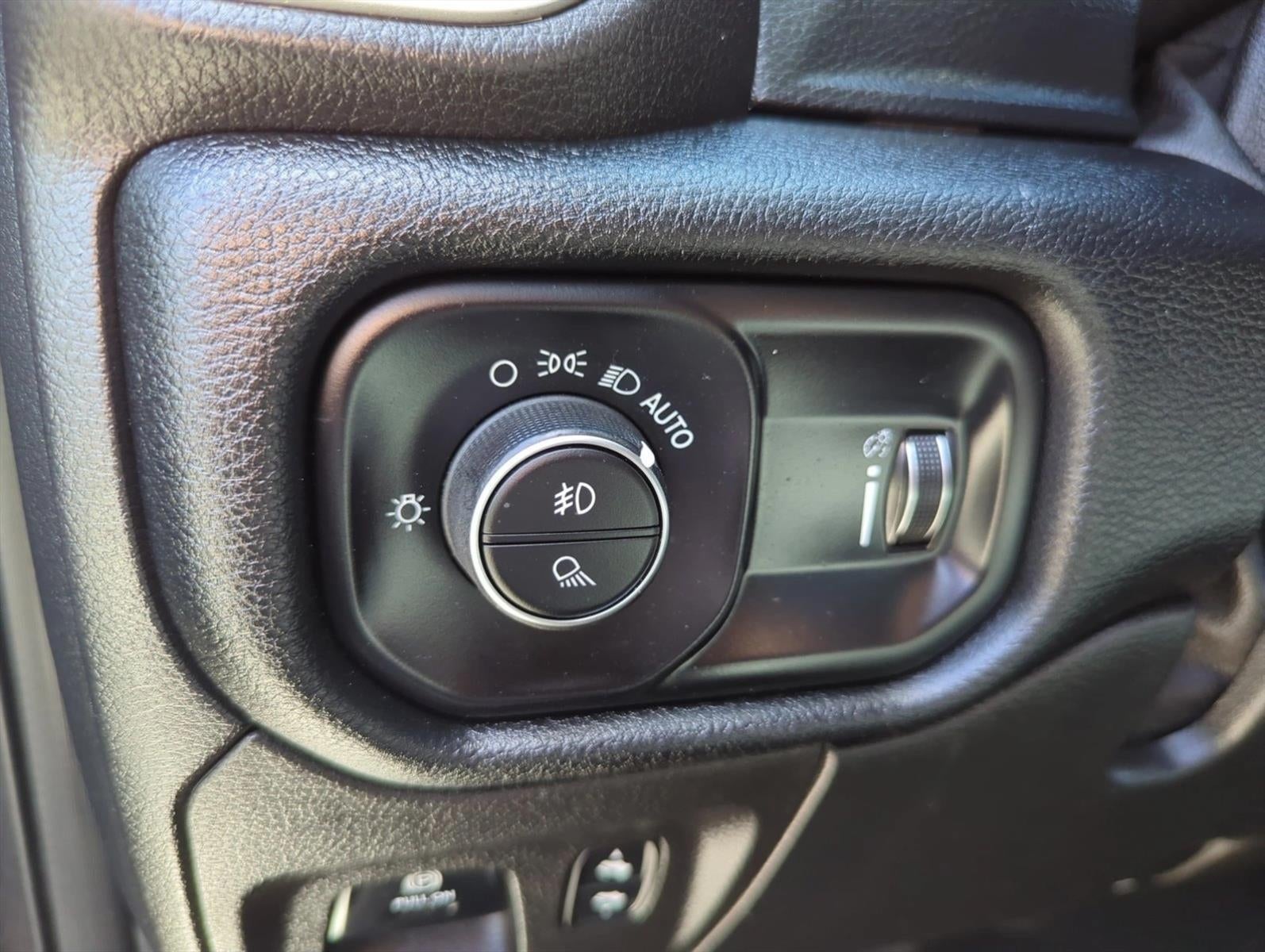 2022 RAM 1500 Big Horn 4x2 Crew Cab 5'7" Box