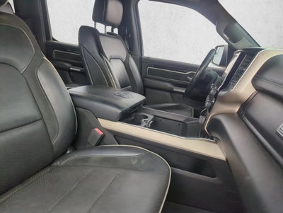 2019 RAM 1500 Laramie 4x2 Crew Cab 5'7" Box