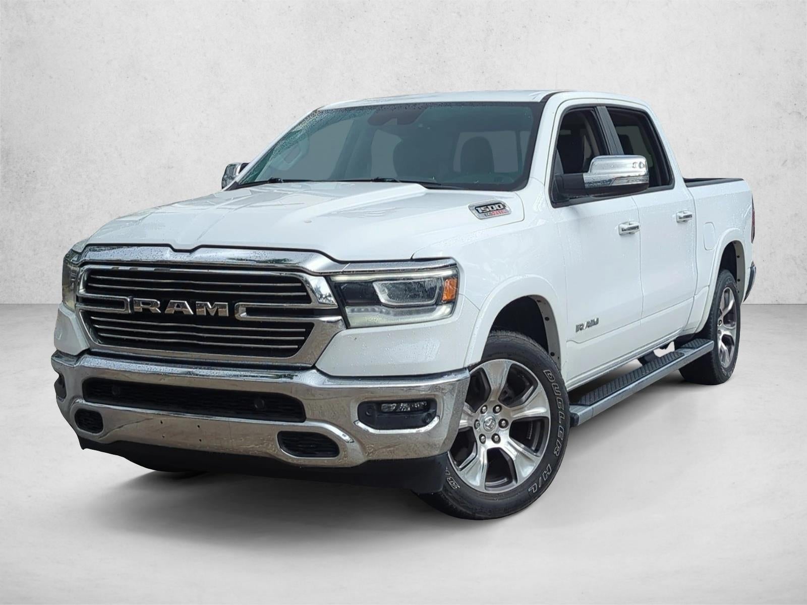 2022 RAM 1500 Laramie 4x2 Crew Cab 5'7" Box