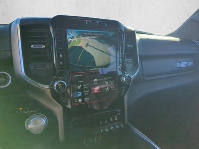 2020 RAM 1500 Laramie 4x2 Crew Cab 5'7" Box