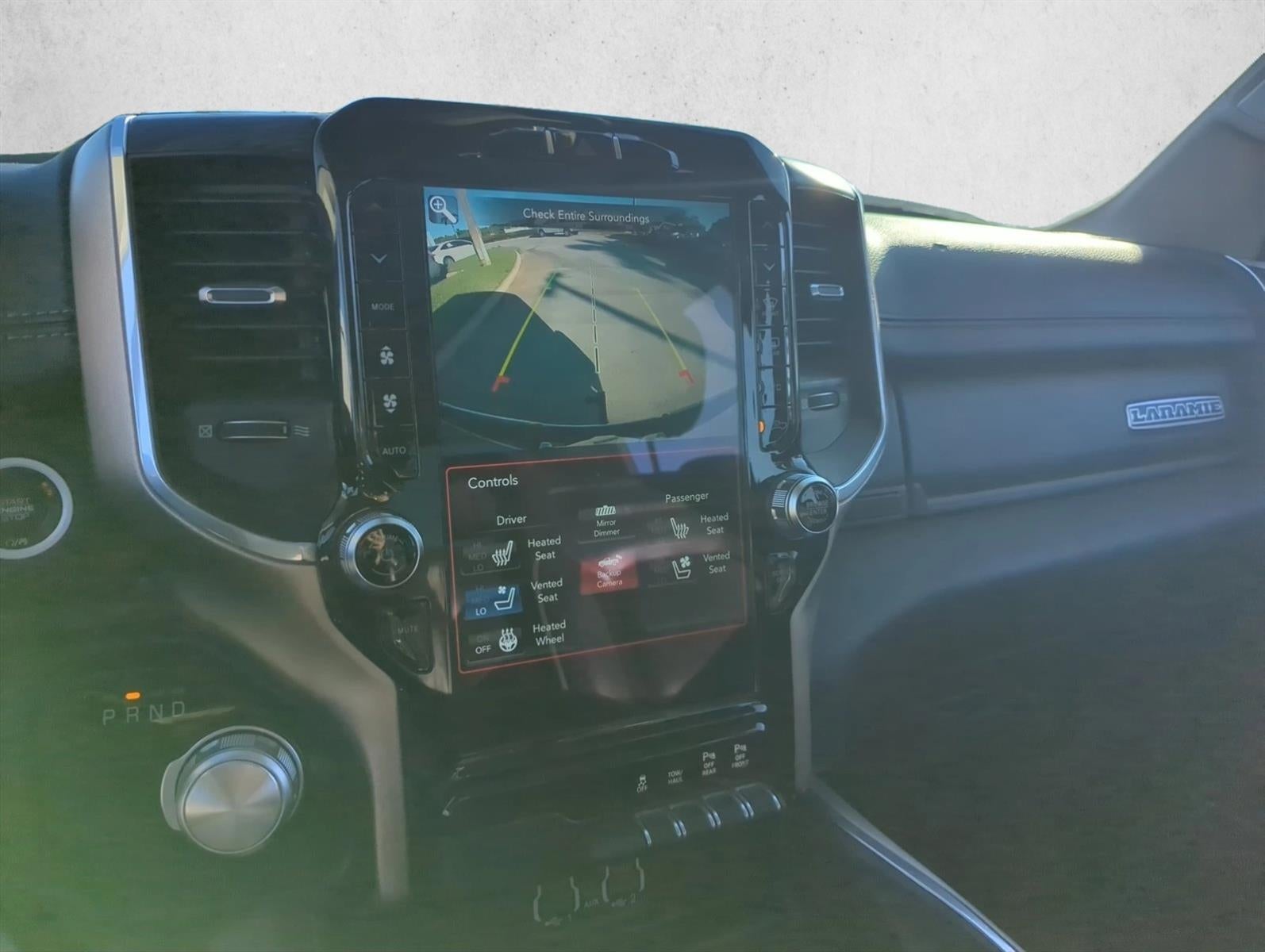 2020 RAM 1500 Laramie 4x2 Crew Cab 5'7" Box