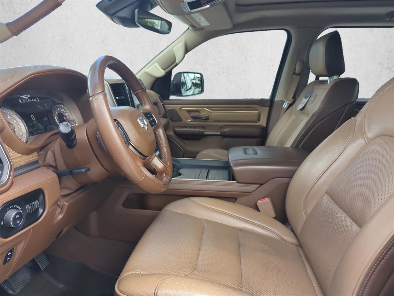 2019 RAM 1500 Longhorn 4x2 Crew Cab 5'7" Box